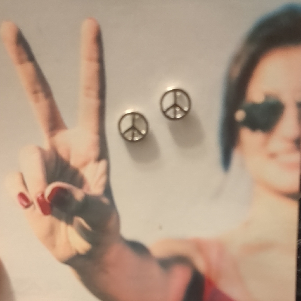 ZAD Silver Stud Earrings